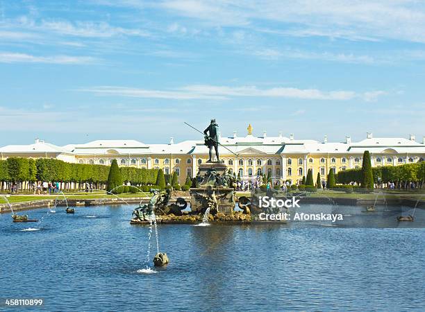 Peterhof Rosja - zdjęcia stockowe i więcej obrazów Architektura - Architektura, Bez ludzi, Budynek z zewnątrz