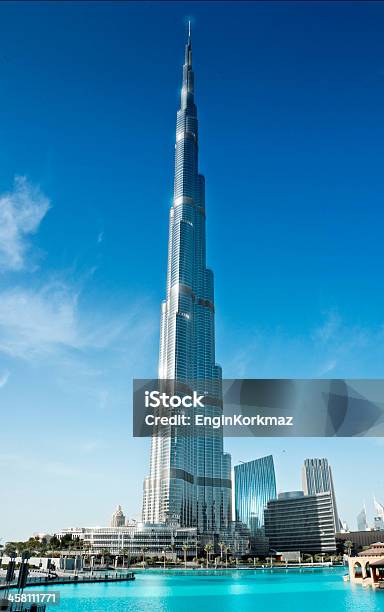 Foto de Cidade De Dubai e mais fotos de stock de Dubai - Dubai, Alto - Descrição Geral, Arquitetura