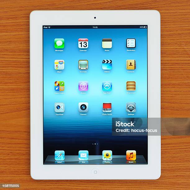 뉴 Ipad 3에서 테스크에 iPad에 대한 스톡 사진 및 기타 이미지 - iPad, 태블릿, 0명