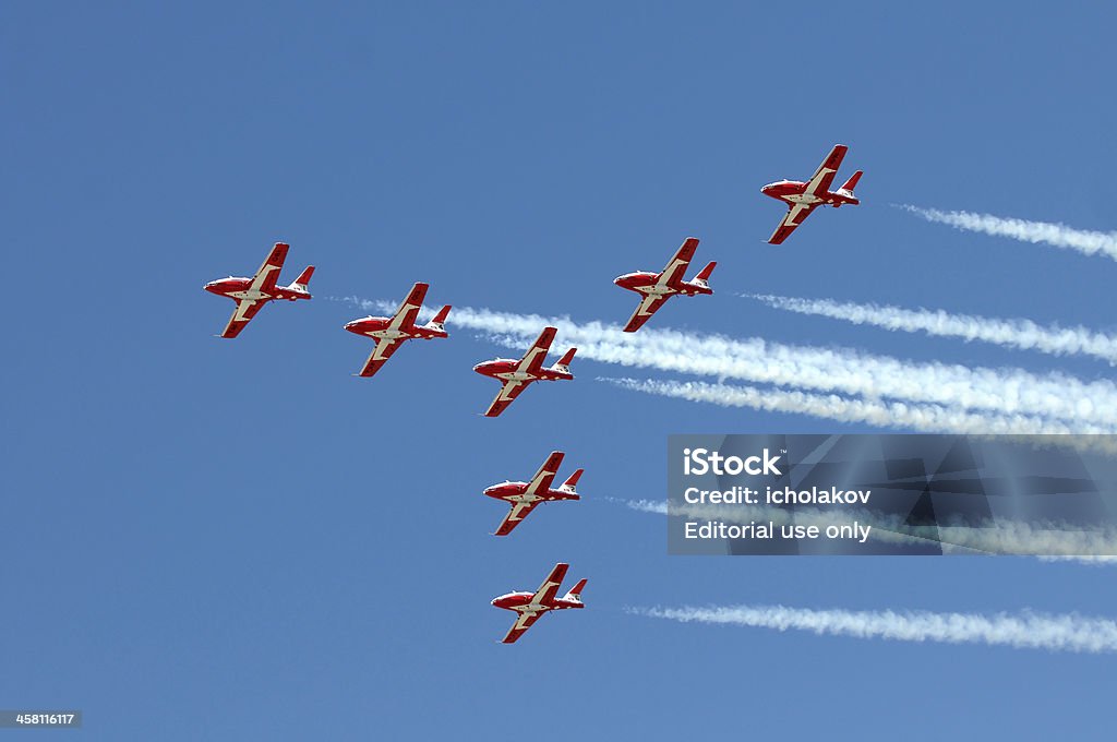 Do Canadá em voo Snowbirds demonstração da equipa - Royalty-free Snowbirds - Air Squadron Foto de stock