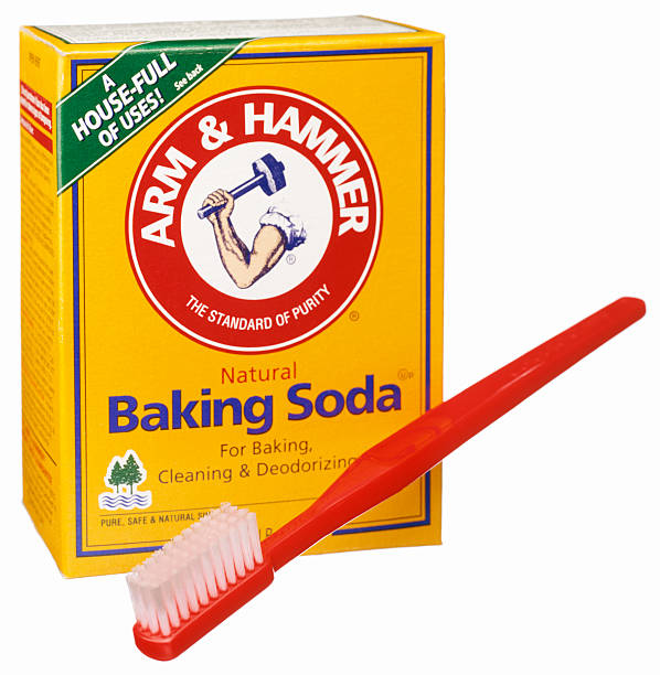 ręka i młot soda oczyszczona - arm & hammer baking soda box editorial zdjęcia i obrazy z banku zdjęć
