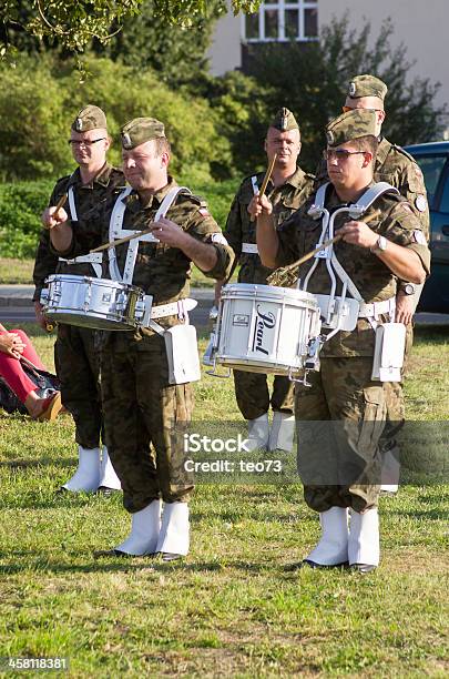 Koncert - zdjęcia stockowe i więcej obrazów Armia - Armia, Artysta, Biały