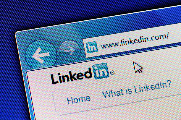 web do linkedin - www computer monitor internet photography imagens e fotografias de stock