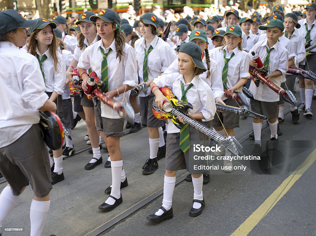 Studenci marca z Moomba Parada - Zbiór zdjęć royalty-free (Festiwal muzyczny)