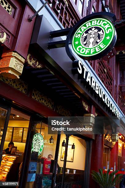 Kawa Starbucks W Szanghaju - zdjęcia stockowe i więcej obrazów Azja - Azja, Bar kawowy, Bez ludzi