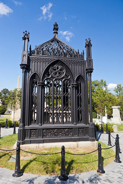 la tomba di james monroe-presidente - richmond virginia james monroe tomb the americas north america foto e immagini stock