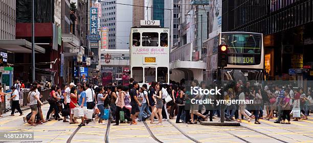 Foto de Ocupado Faixa De Pedestres Central Hong Kong e mais fotos de stock de Hong Kong - Hong Kong, Andar, Asiático e indiano