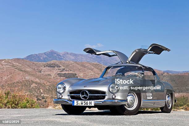 Mercededs 300sl Gullwing Gullwing 메르세데스 벤츠에 대한 스톡 사진 및 기타 이미지 - 메르세데스 벤츠, Mercedes-Benz 300SL Gullwing, Mercedes-Benz SL