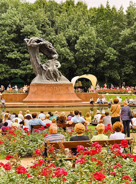 дань summer открытые концерты шопена, warsaw - frederic chopin стоковые фото и изображения