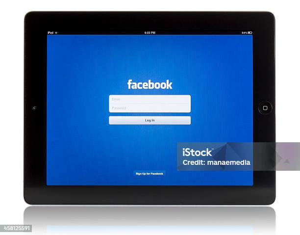 Foto de Facebook No Ipad 3 e mais fotos de stock de Aplicação móvel - Aplicação móvel, Azul, Branco