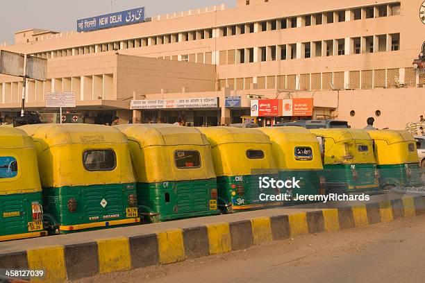 Icona Dellindia - Fotografie stock e altre immagini di Nuova Delhi - Nuova Delhi, Stazione ferroviaria, Capitali internazionali