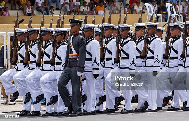 Academia Cadets Millitary Dasfilipinas - Fotografias de stock e mais imagens de Aula de Formação - Aula de Formação, Baioneta, Batalhão