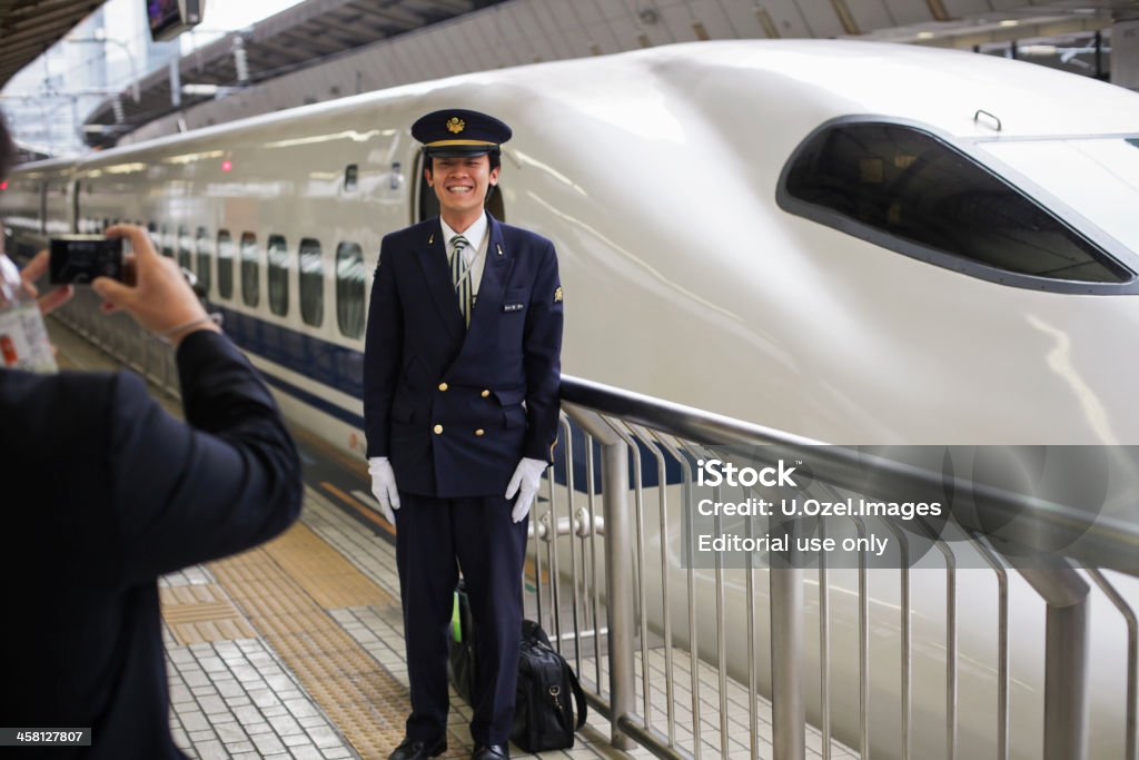 À grande vitesse Shinkansen Bullet Train à Kyoto, - Photo de Conducteur de train libre de droits