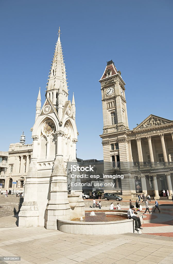 O Memorial de Chamberlain com Birmingham Museum and Art Gallery - Foto de stock de Monumento comemorativo royalty-free