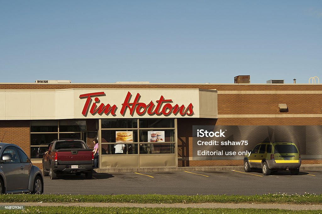 Tim Hortons Coffee Shop - Foto de stock de Tim Hortons royalty-free