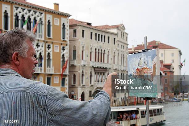 Foto de Pintura Em Veneza e mais fotos de stock de Amador - Amador, Arte, Arte, Cultura e Espetáculo