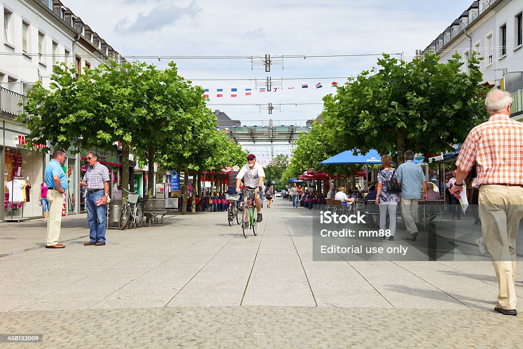 Promenade in Saarlouis - Foto stock royalty-free di Bicicletta