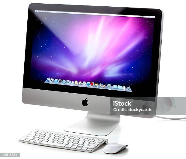 Apple Computadora Imac 215 Pulgadas Con Teclado Inalámbrico Y Ratón Foto de stock y más banco de imágenes de Comunicación