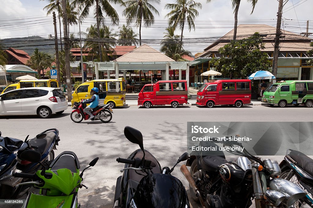 Tuk-Tuk di Patong Beach - Foto stock royalty-free di Albergo