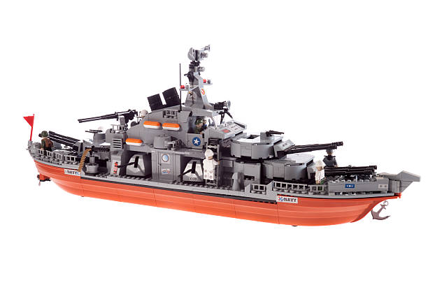 schlachtschiff -toy - lego construction toy isolated on white isoalted stock-fotos und bilder