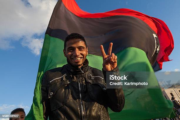 Un Anno Più Tardi - Fotografie stock e altre immagini di Guerra - Guerra, Libia, 2011