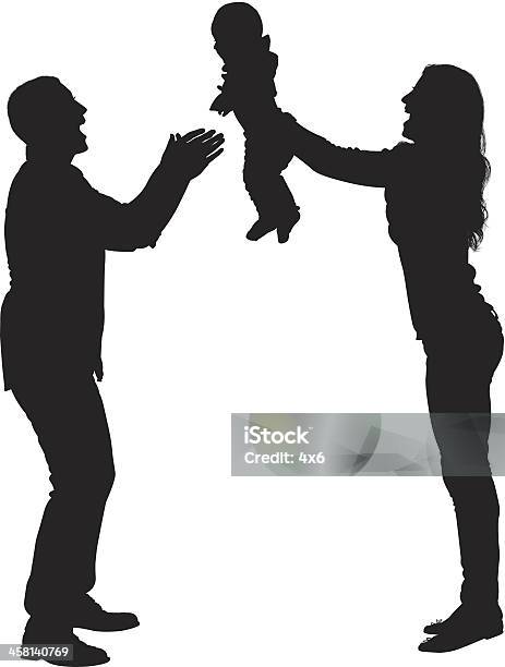 Felizes Pais Com O Bebé - Arte vetorial de stock e mais imagens de Felicidade - Felicidade, Silhueta, Bebé