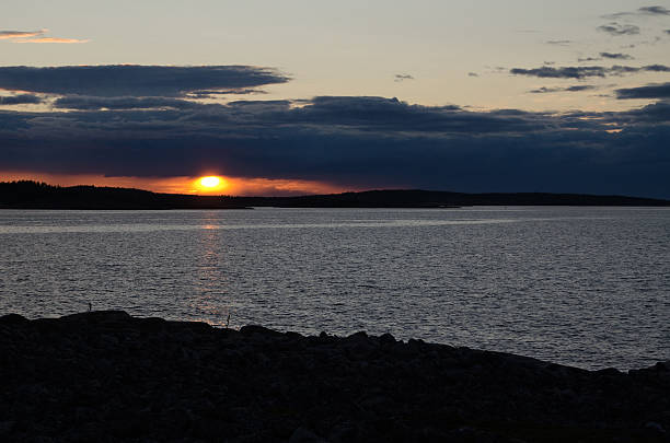 istock : In the evening by  White sea 458147811