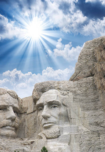istock Mount Rushmore - Roosevelt and Lincoln sculpture 458149597