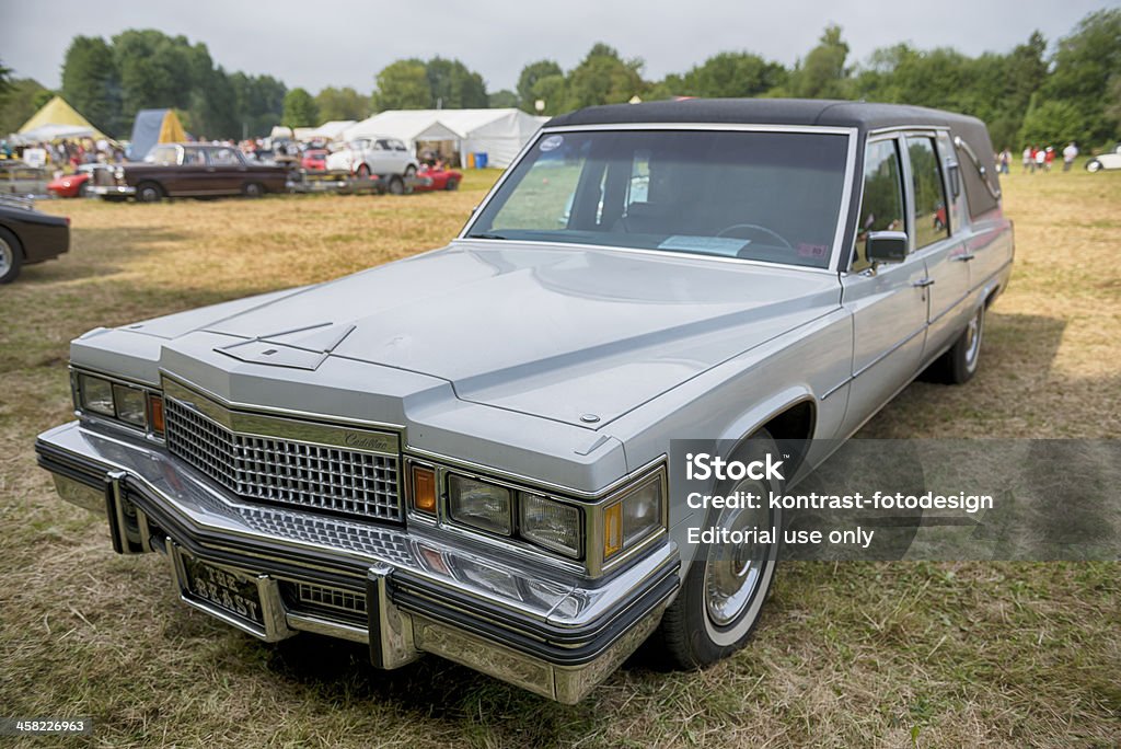 Cadillac Eldorado Carro funebre auto - Foto stock royalty-free di Ambientazione esterna