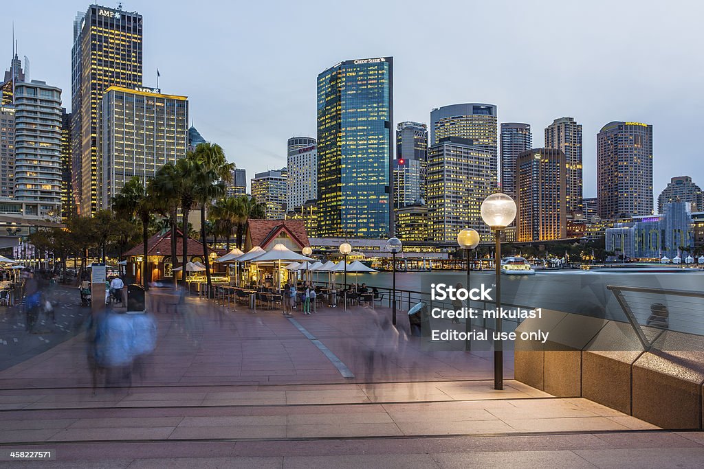 Sydney, Circular Quay, ao anoitecer. - Foto de stock de Porto de Sydney royalty-free