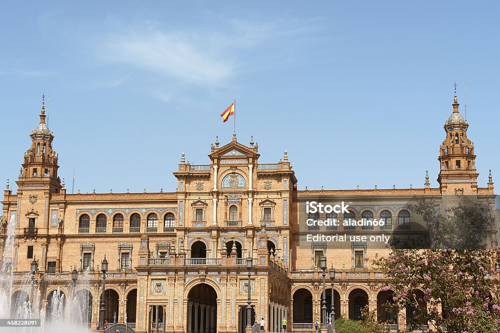 Palacio Espanol di Siviglia, Spagna - Foto stock royalty-free di Acqua