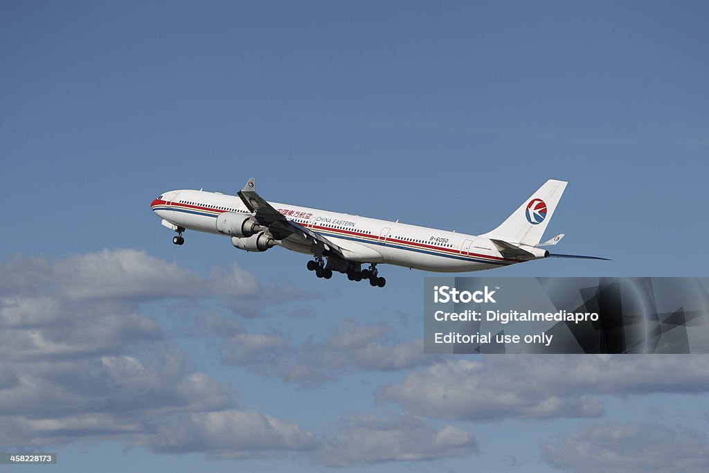 China Eastern Airlines, Airbus A 340-642 - Lizenzfrei Airbus A340 Stock-Foto