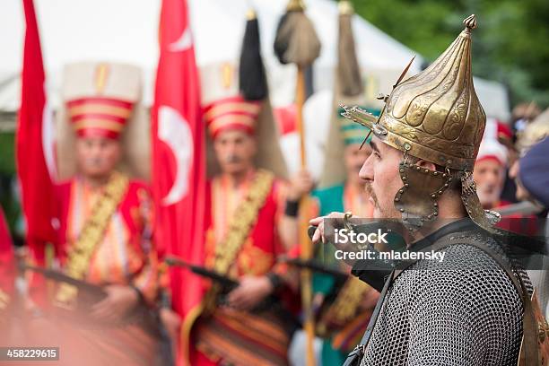 El Janissary Foto de stock y más banco de imágenes de Acontecimiento - Acontecimiento, Actuación - Representación, Adulación