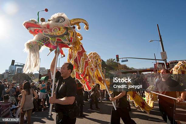 Dançarinos De Dragão - Fotografias de stock e mais imagens de Ano Novo Chinês - Ano Novo Chinês, Cidade de Los Angeles, Condado de Los Angeles