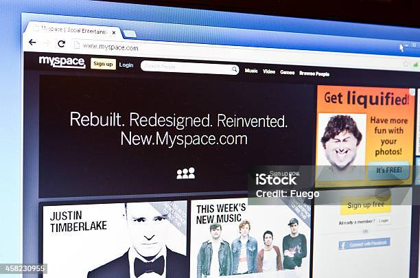 Photo libre de droit de Myspace Est Réaménagé Et Dos En Ligne banque d'images et plus d'images libres de droit de Curseur - Curseur, Editorial, Horizontal