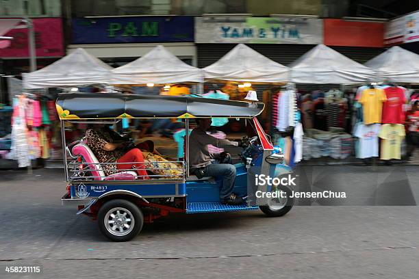 Tuktuk В Бангкоке — стоковые фотографии и другие картинки Бангкок - Бангкок, Большой город, Горизонтальный