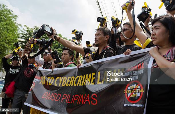 Fotógrafos Manifestação Antigoverno - Fotografias de stock e mais imagens de Comício Político - Comício Político, Câmara Fotográfica, Filipinas