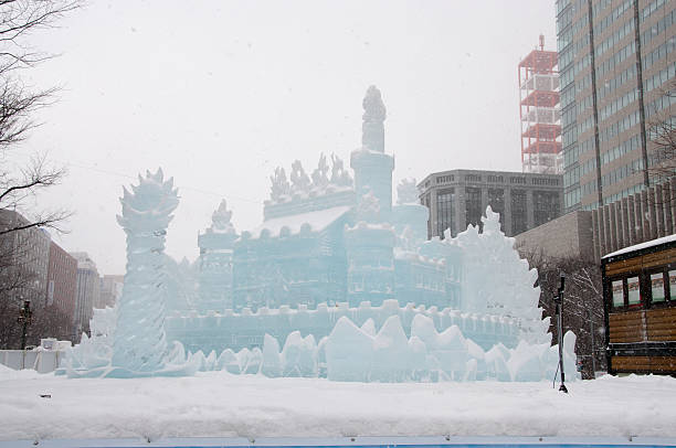 princess 화이트 윙즈, 삿포로 눈 축제는 2013년 - ice sculpture built structure snow ice 뉴스 사진 이미지