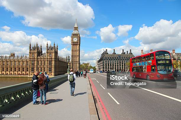 Londres - Fotografias de stock e mais imagens de Ao Ar Livre - Ao Ar Livre, Arquitetura, Autocarro