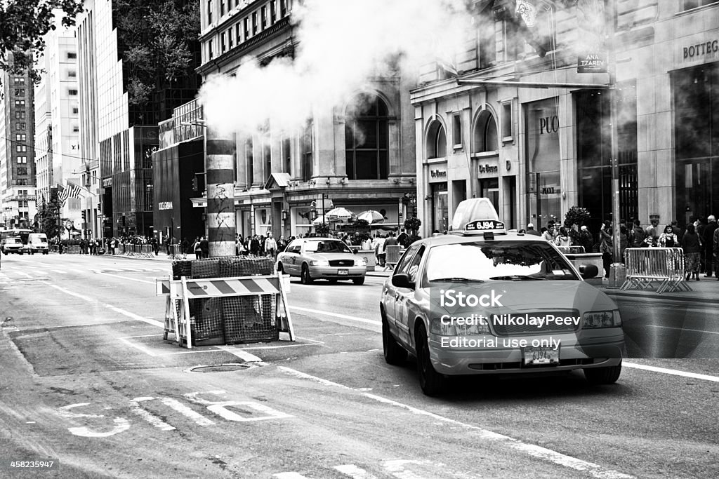 New York Taxis und Dampfbad Stack - Lizenzfrei Amerikanische Flagge Stock-Foto