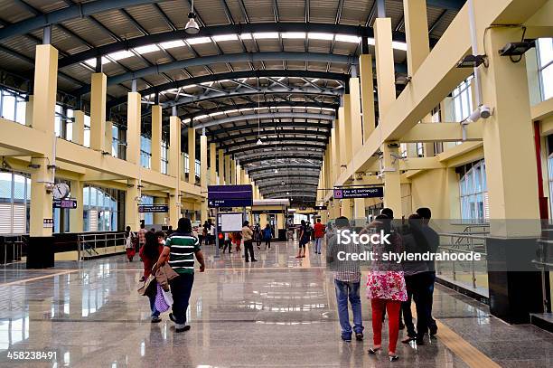 Metro Estação De Comboios - Fotografias de stock e mais imagens de Bangalore - Bangalore, Estação de Ferroviária, Estrutura construída