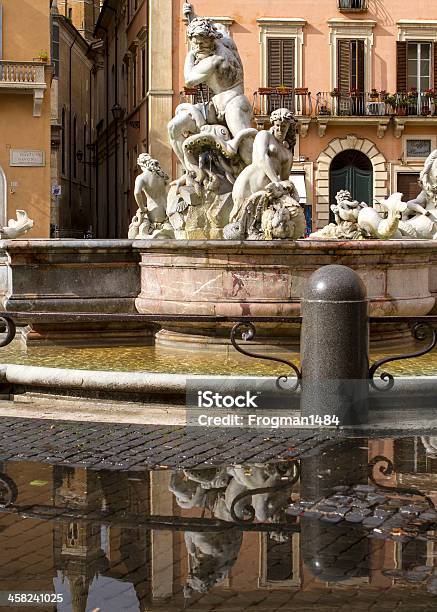 Piazza Navona - Fotografie stock e altre immagini di Acqua - Acqua, Ambientazione esterna, Antico - Condizione