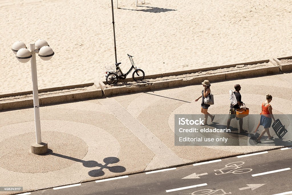 L'été à la plage de Tel-Aviv - Photo de Activité de loisirs libre de droits