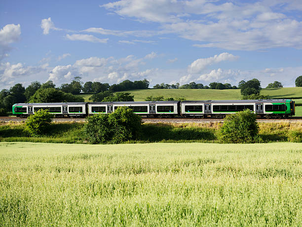 comboio - local train imagens e fotografias de stock