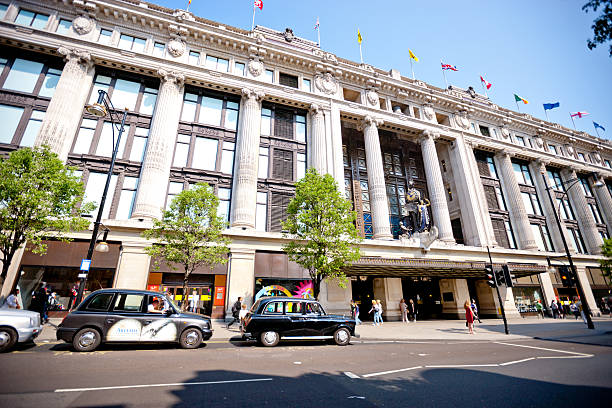 oxford street 、セルフリッジ、ロンドンのデパート - selfridges ストックフォトと画像