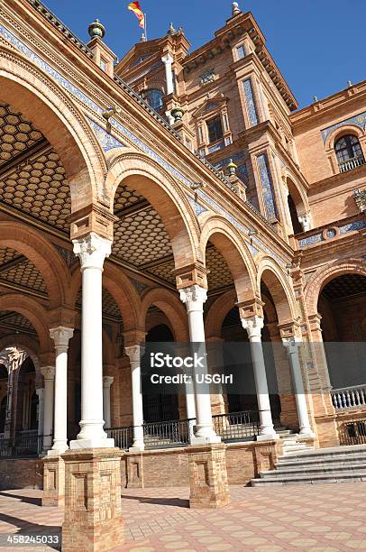 Padiglione Di Ingresso Di Plaza Espana A Siviglia - Fotografie stock e altre immagini di Ambientazione esterna - Ambientazione esterna, Andalusia, Architettura