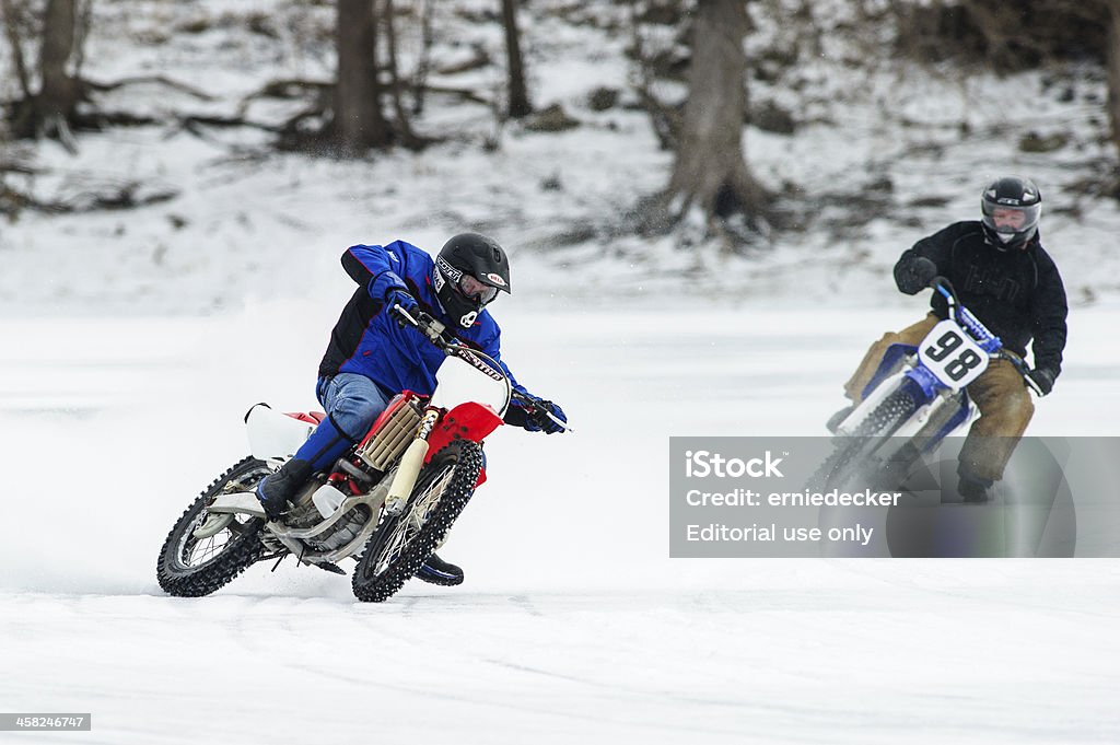 Corrida de gelo com motociclos - Royalty-free Frio Foto de stock