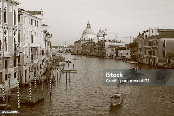 Foto de Gôndola Em Veneza e mais fotos de stock de Arquitetura - Arquitetura, Canal, Cidade