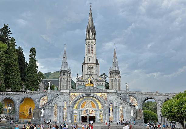130+ Rosary Basilica Lourdes Photos Stock Photos, Pictures & Royalty ...