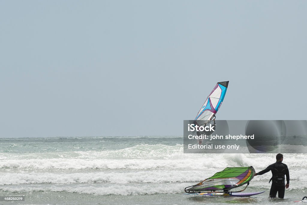 Windsurfers - Foto de stock de Aire libre libre de derechos